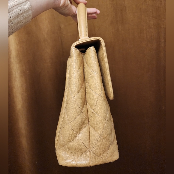 Vintage Chanel Kelly Top Handle Cavier Biege SHW (2001) - Picture 4 of 16